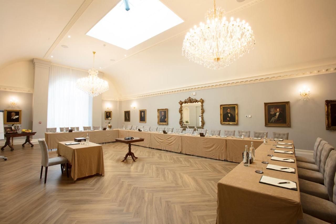 קטרינג Rushton Hall Hotel And Spa מראה חיצוני תמונה